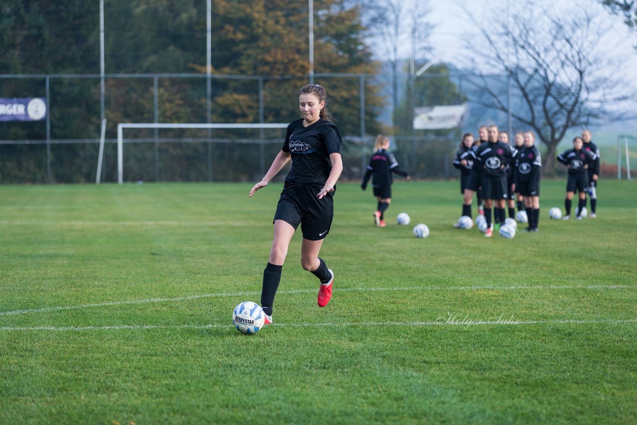 Bild 142 - wBJ MSG Steinhorst-Krummesse - VfL Pinneberg : Ergebnis: 2:0